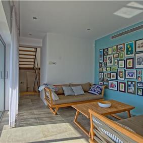 5 bedroom luxury villa with infinity pool, sea views and tennis court near Chania, sleeps 10